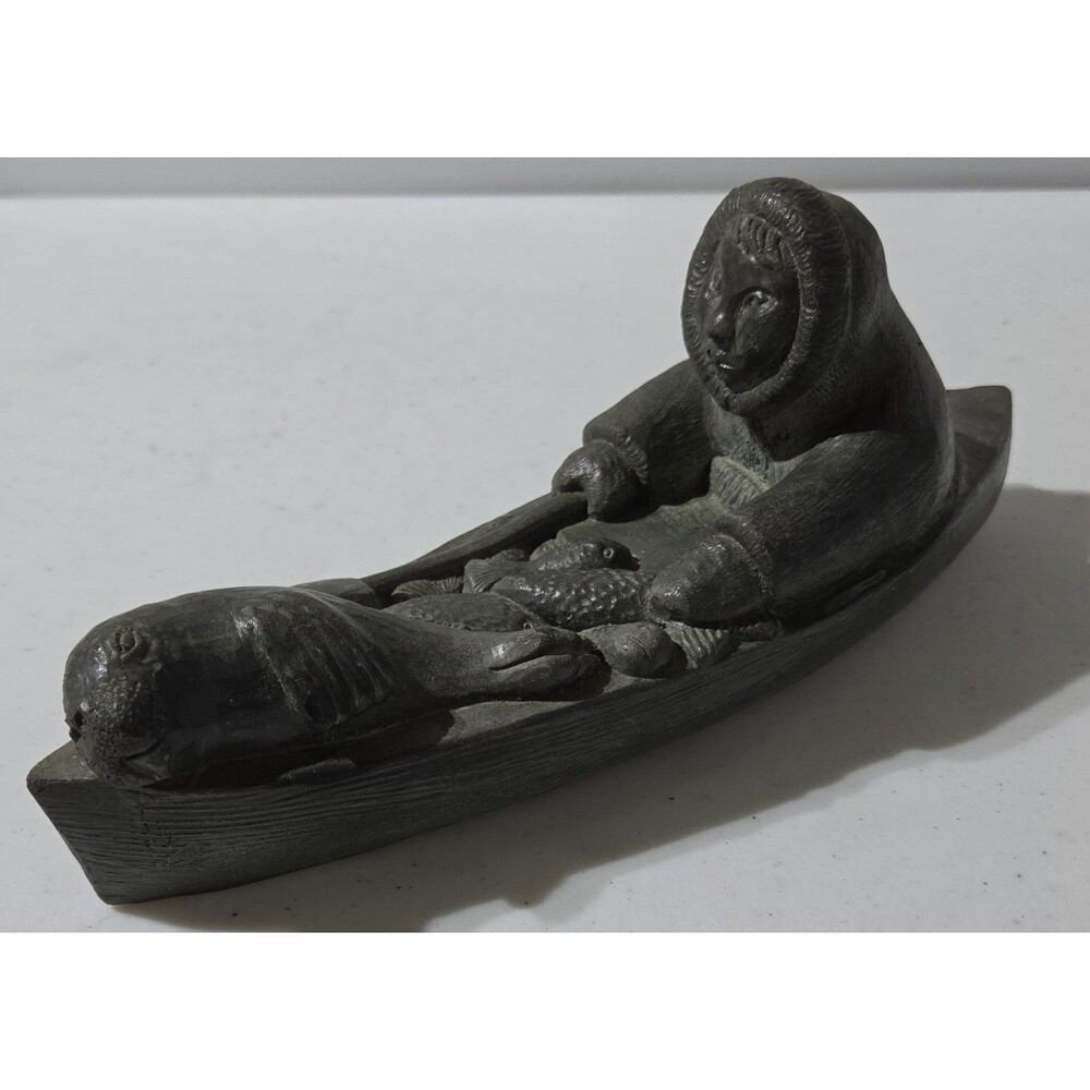 Signed WE Edmond Wolf Handmade Soapstone Eskimo Kayak Catch Of Day 10" Figurine - Picture 2 of 5